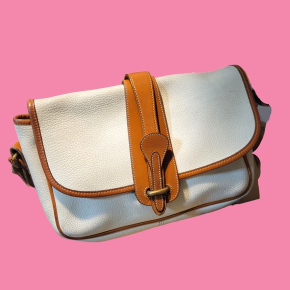 DB white British tan equestrian - Picture 2 of 16